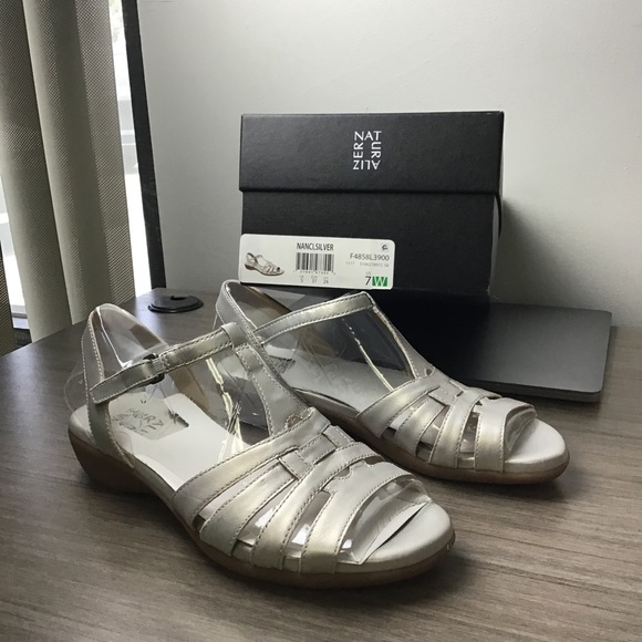 naturalizer nanci sandals
